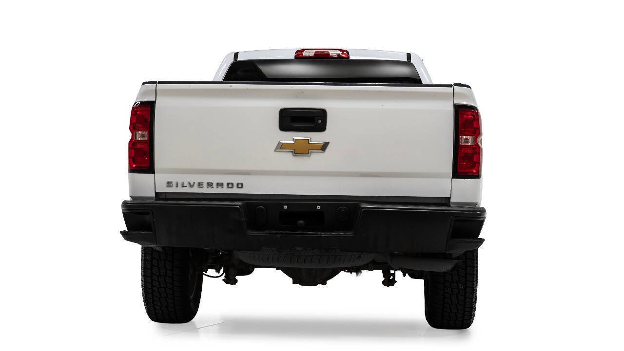 Used 2018 Chevrolet Silverado 1500 W/T RWD image 8