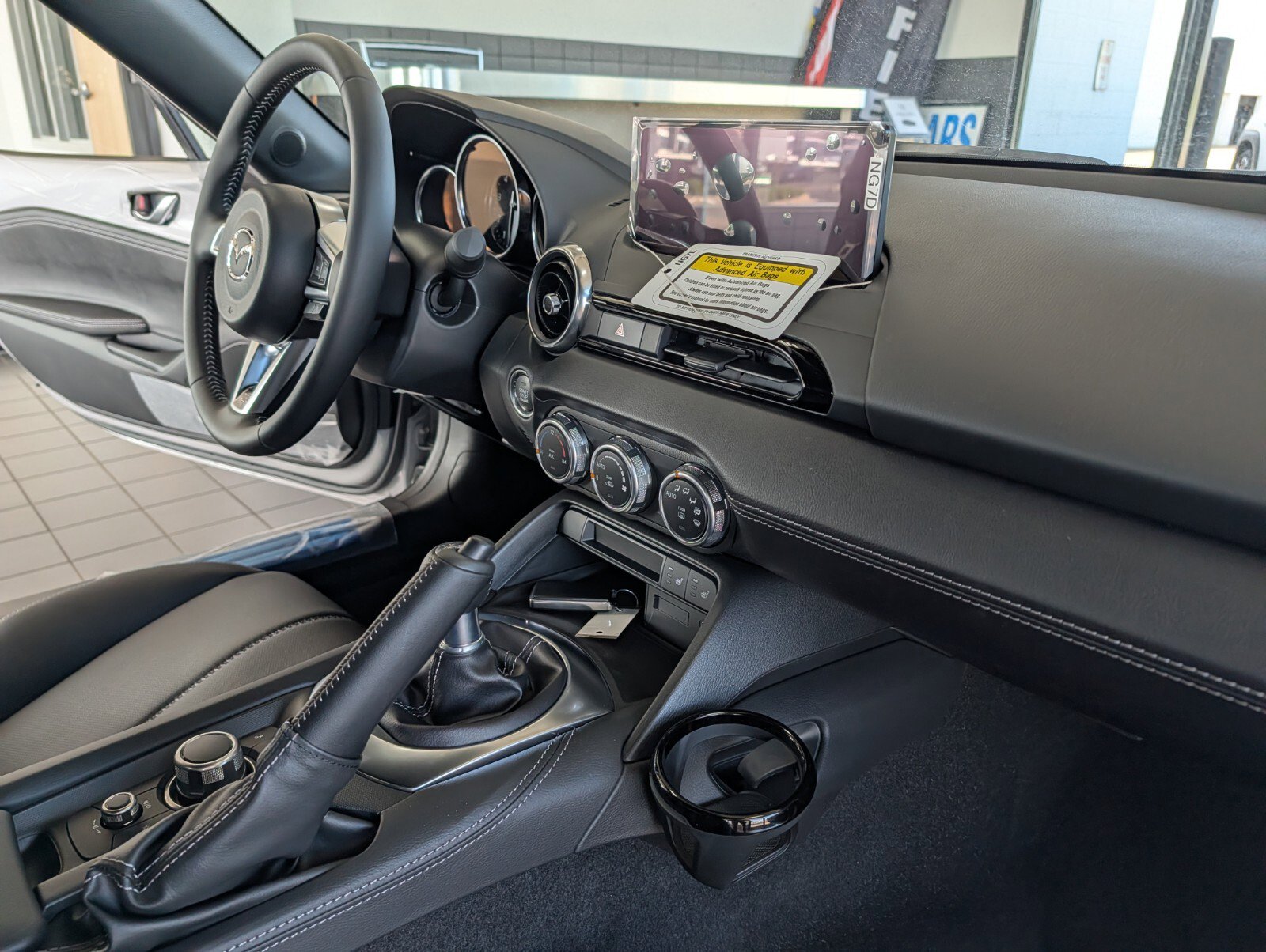 New 2026 MAZDA MX-5 Miata Grand Touring w/ Weather Package RWD image 16