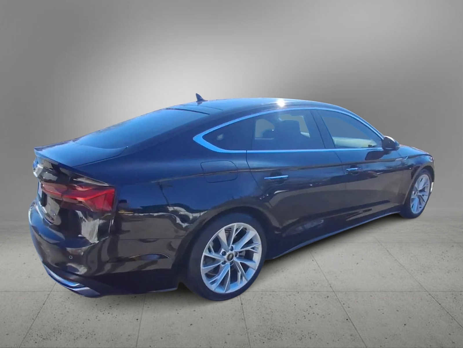 Used 2022 Audi A5 2.0T Premium Plus image 8