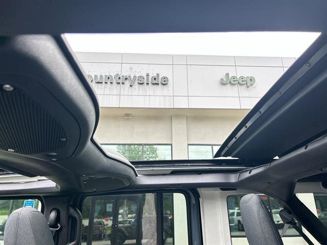 New 2025 Jeep Wrangler Unlimited Sport image 15