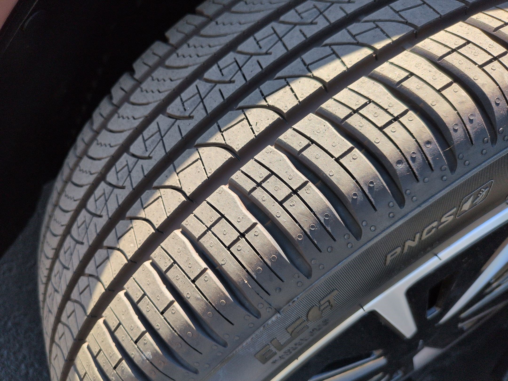 Used 2024 Lucid Air Touring image 12