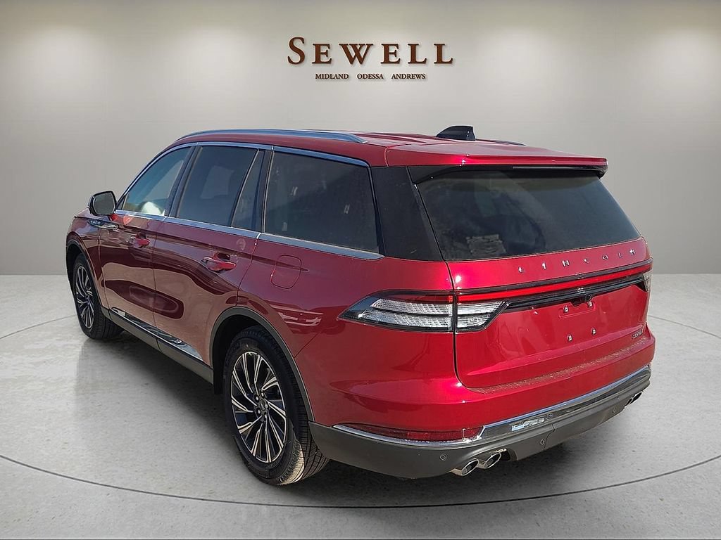 New 2026 Lincoln Aviator 2WD image 3