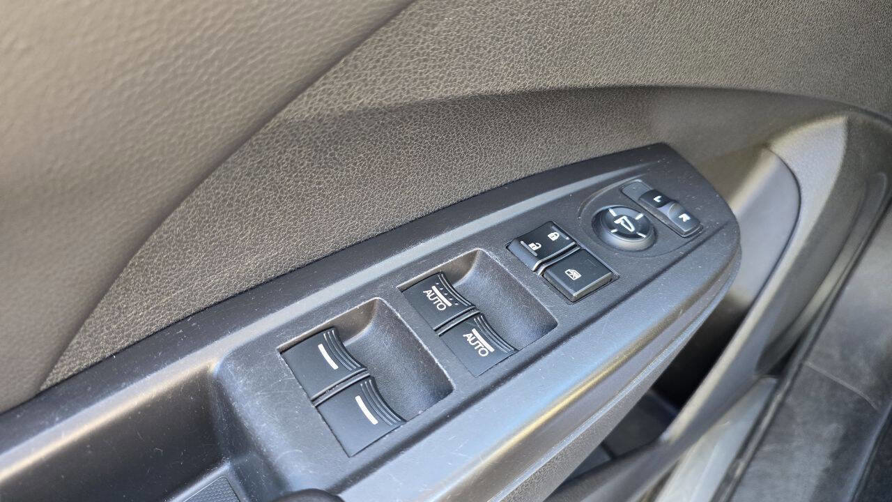 Used 2013 Acura RDX w/Tech AWD 4dr SUV w/Technolog image 28