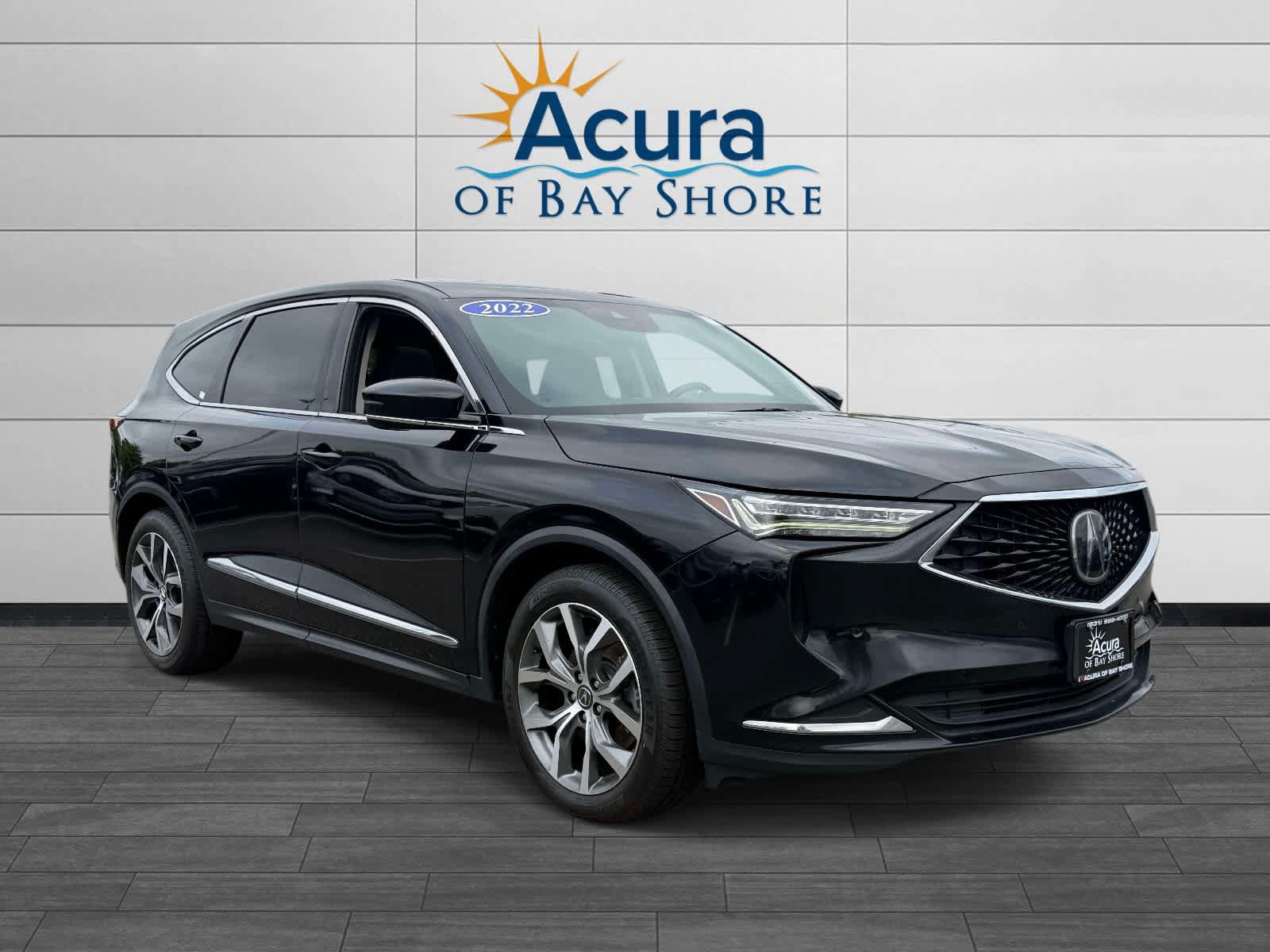 Used 2022 Acura MDX SH-AWD w/ Technology Package image 2