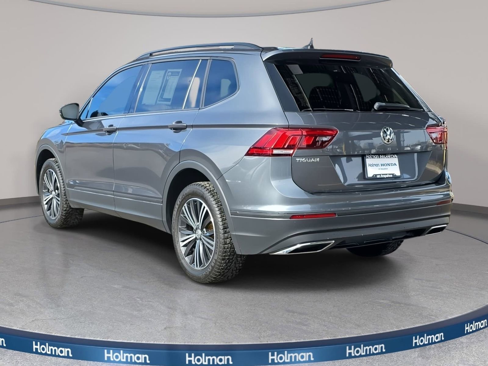 Used 2020 Volkswagen Tiguan S image 5