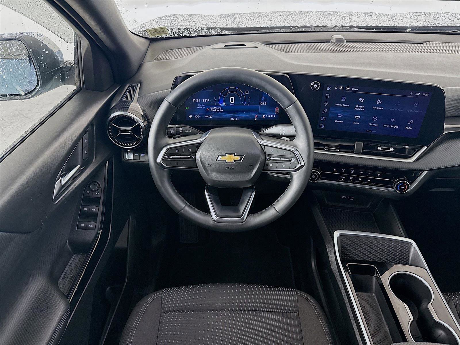 Used 2025 Chevrolet Equinox LT w/ Safety and Technology Package image 23