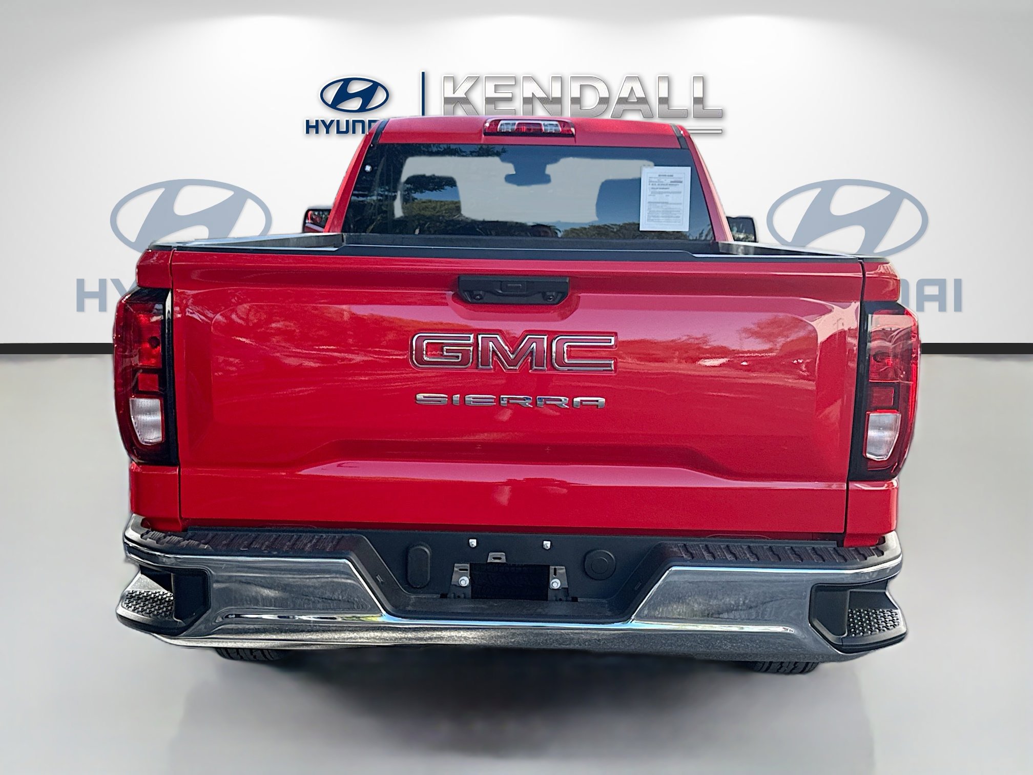 Used 2025 GMC Sierra 1500 Pro w/ Convenience Package image 5