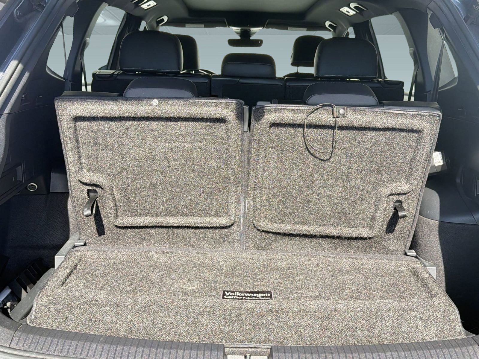 Used 2022 Volkswagen Tiguan SE R-Line FWD image 26