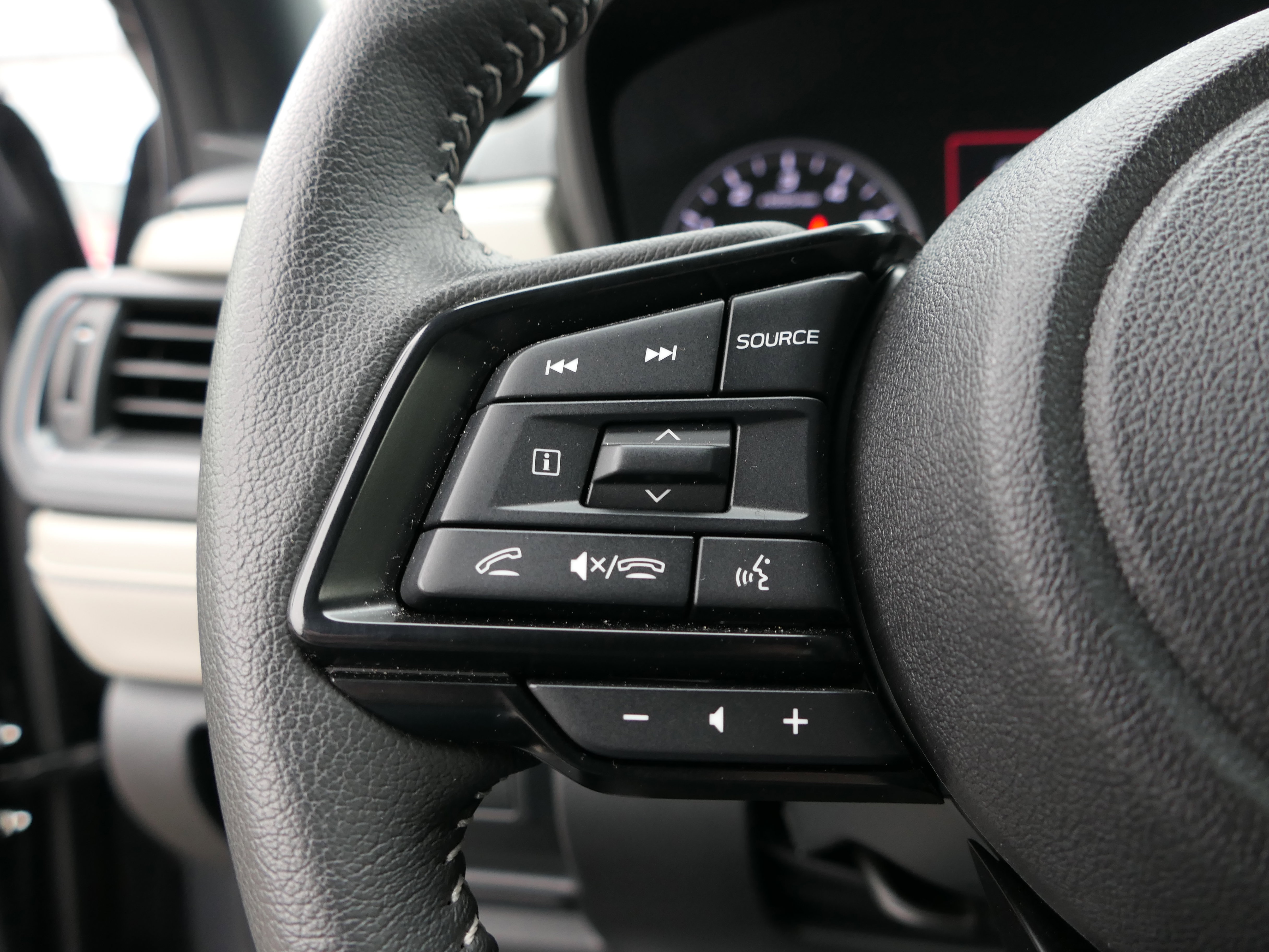 Certified 2025 Subaru Forester Premium image 13