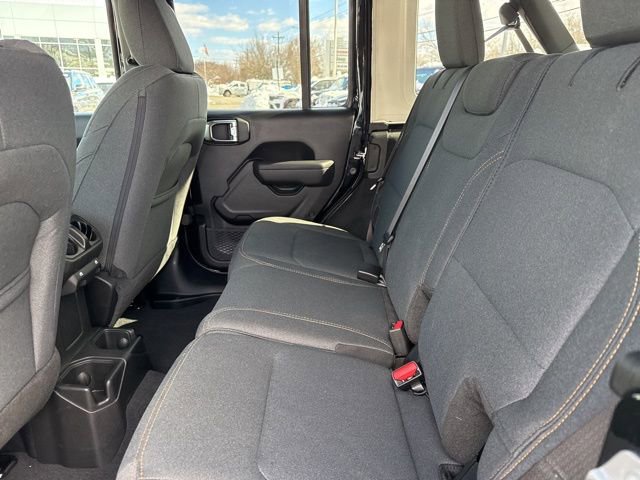 Used 2025 Jeep Wrangler Sport S image 26