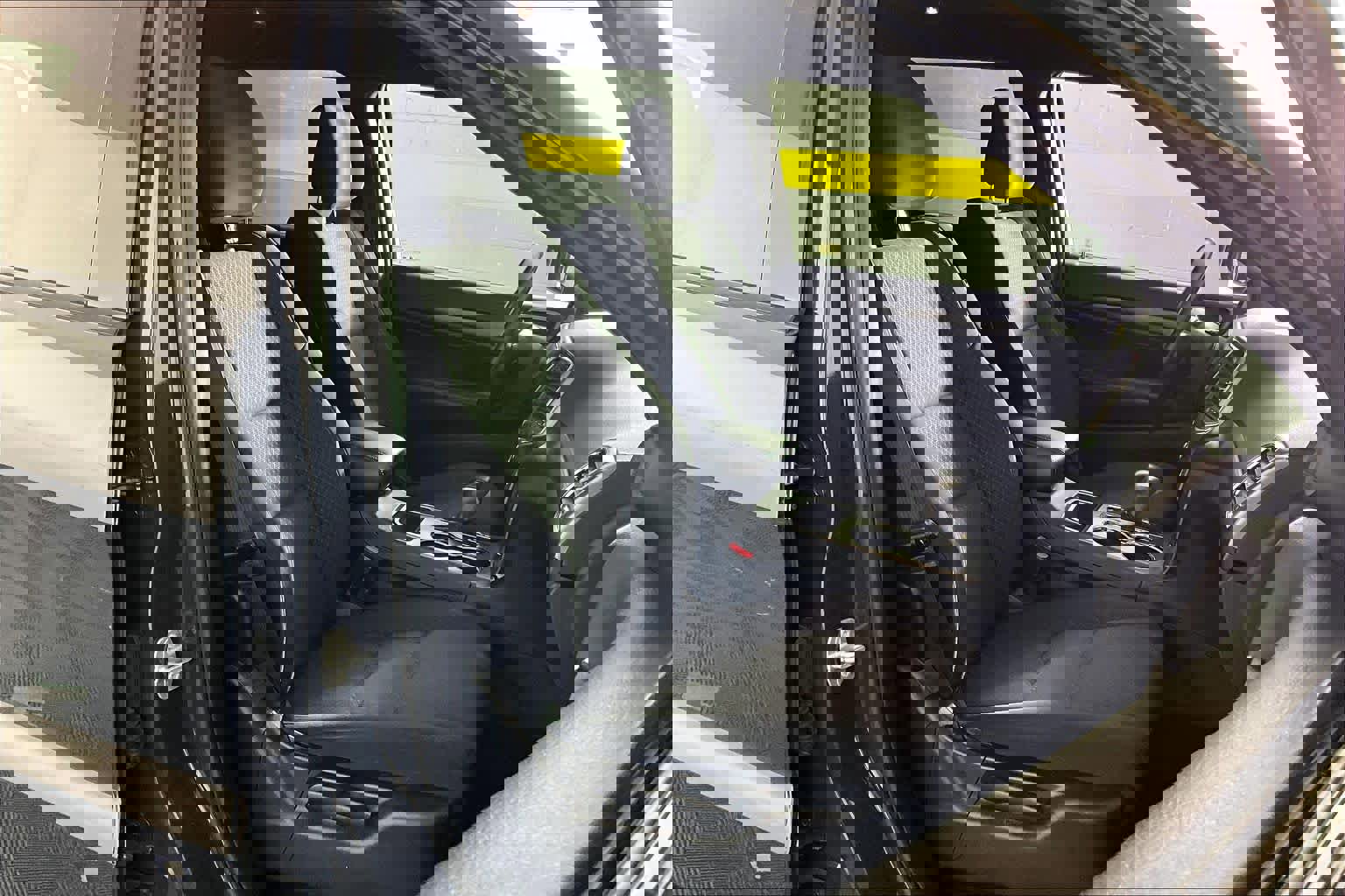 Used 2018 Jeep Grand Cherokee Laredo image 9