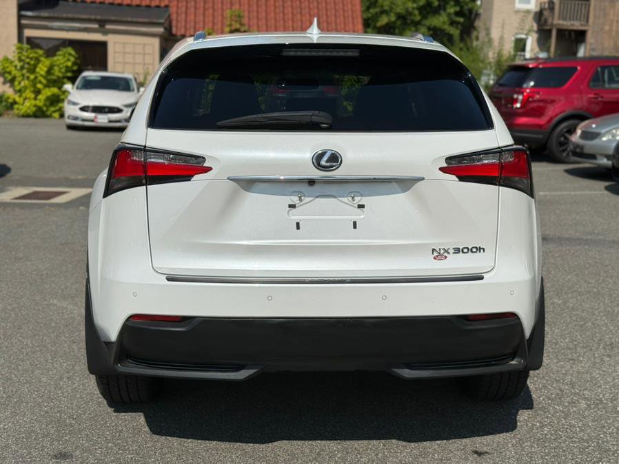Used 2016 Lexus NX 300h AWD w/ Luxury Package image 10