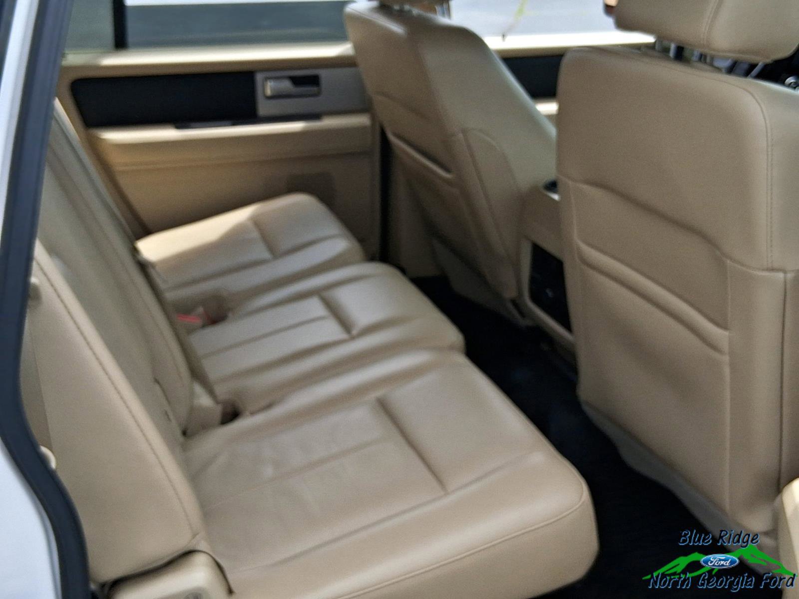Used 2016 Ford Expedition EL XLT w/ Equipment Group 202A AWD/4WD image 15