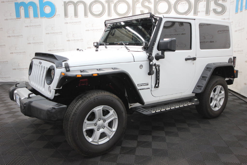 Used 2017 Jeep Wrangler Sport w/ Trailer Tow Group AWD/4WD image 2