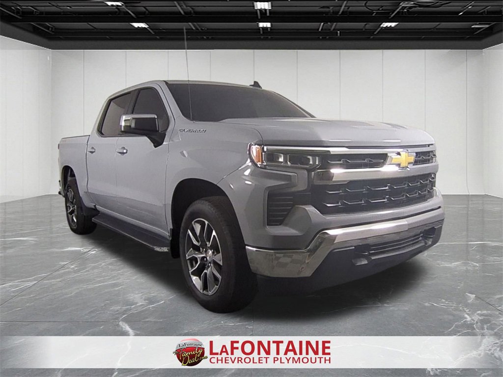 Used 2024 Chevrolet Silverado 1500 LT image 2
