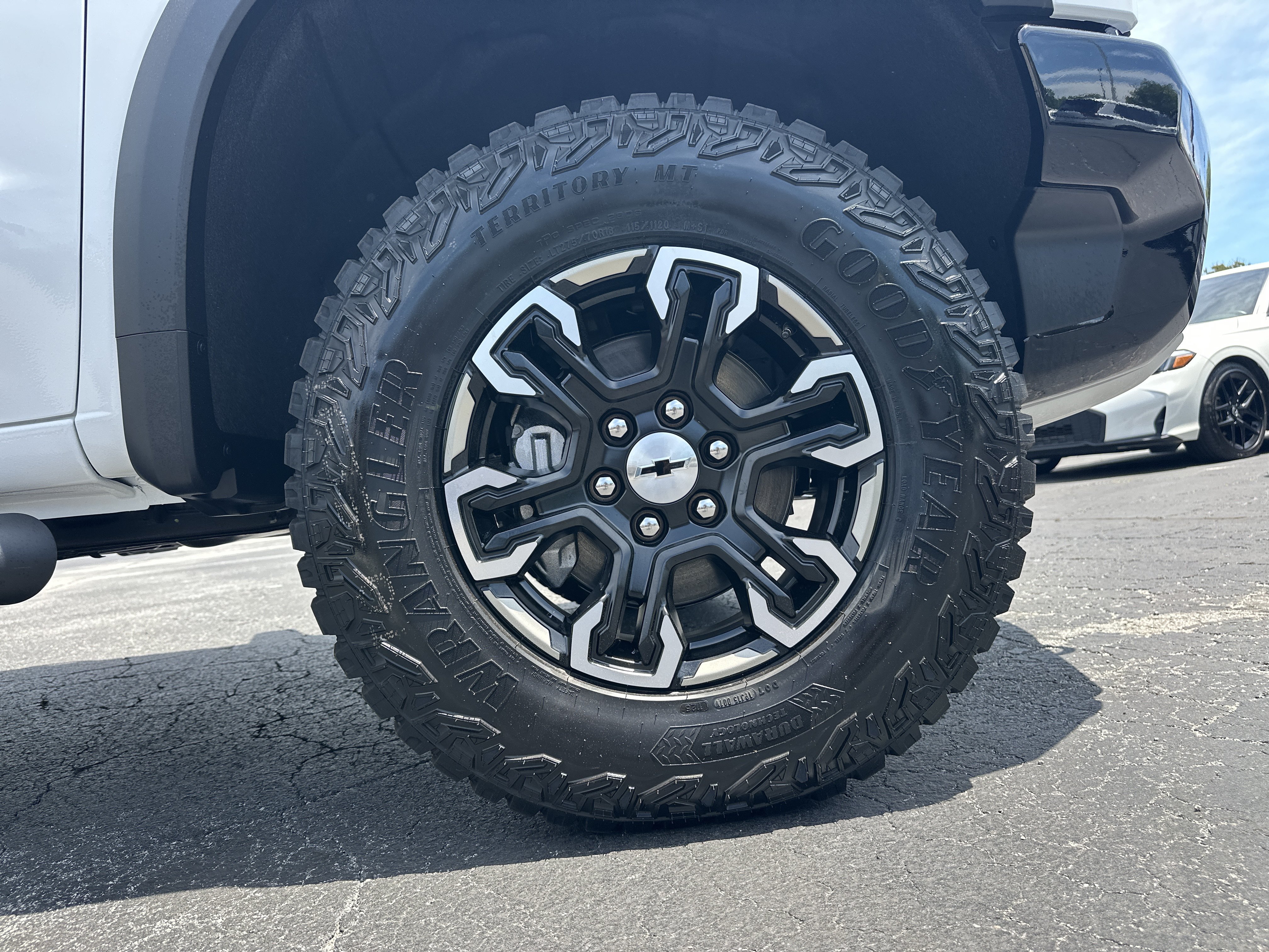 New 2026 Chevrolet Silverado 1500 ZR2 AWD/4WD image 14