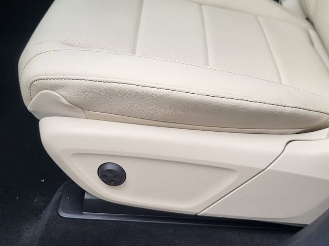 New 2025 Mercedes-Benz GLS 450 4MATIC image 11