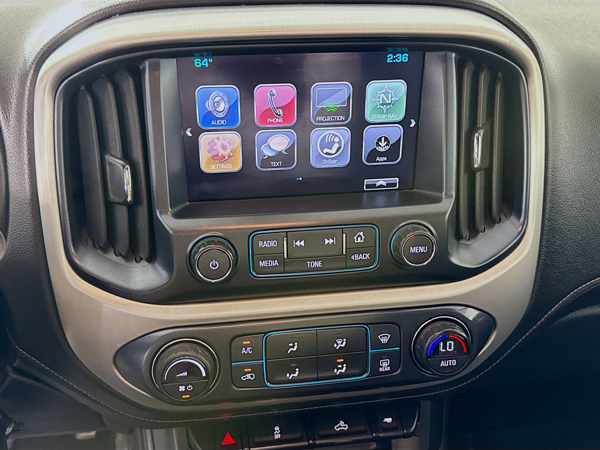 Used 2017 GMC Canyon SLE image 18