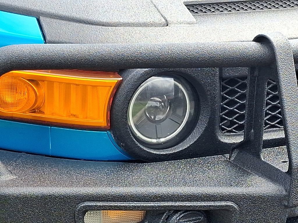 Used 2007 Toyota FJ Cruiser 4WD image 10