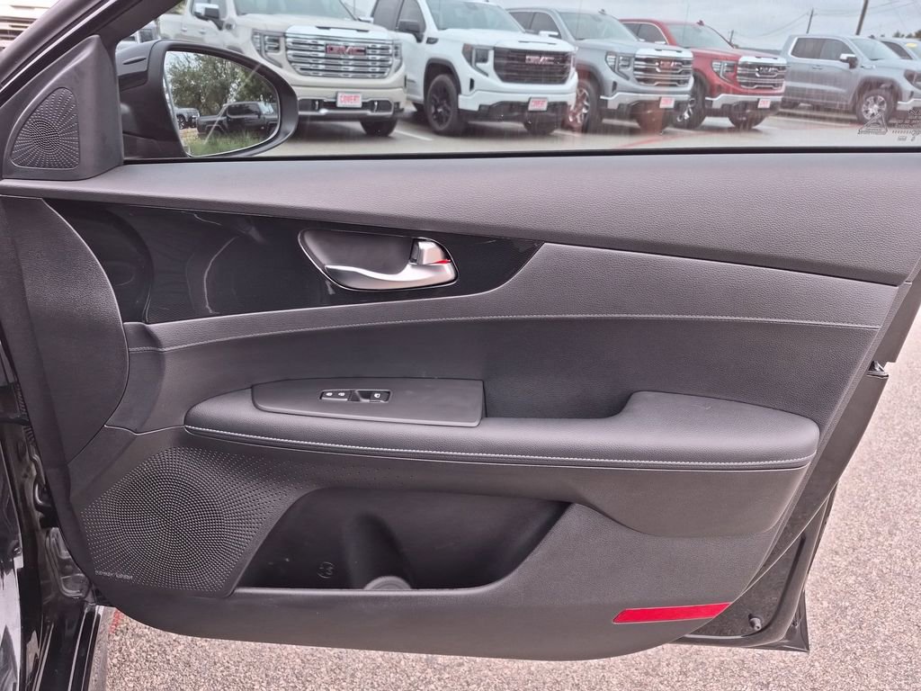 Used 2023 Kia Forte GT-Line w/ GT-Line Premium Package FWD image 35