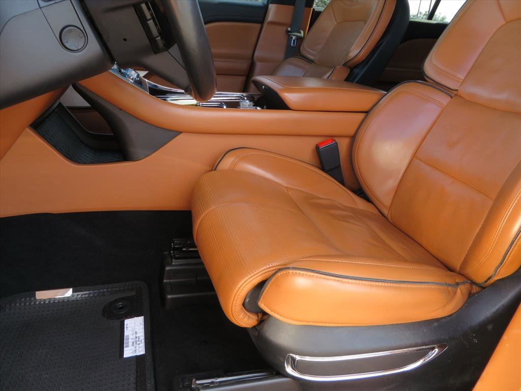 Used 2020 Lincoln Aviator Black Label image 15