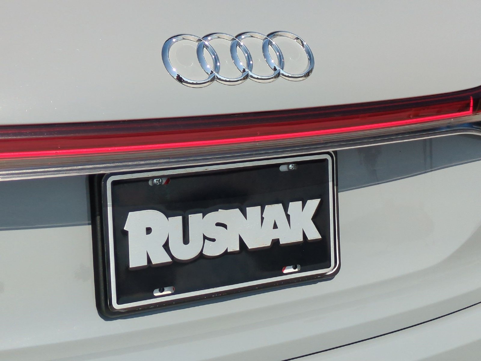 Used 2023 Audi Q4 e-tron Premium w/ Convenience Package AWD/4WD image 19