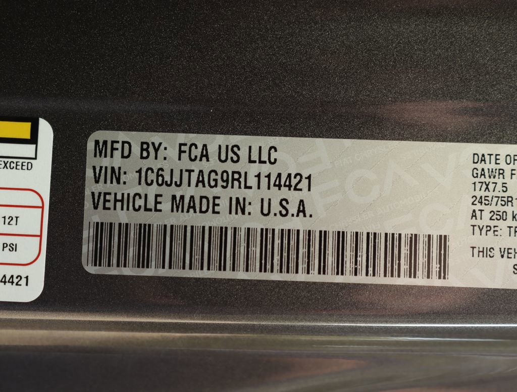 Used 2024 Jeep Gladiator Sport AWD/4WD image 37