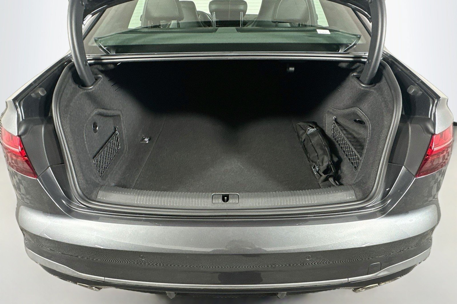 Used 2023 Audi S4 Premium Plus w/ Premium Plus Package AWD/4WD image 21