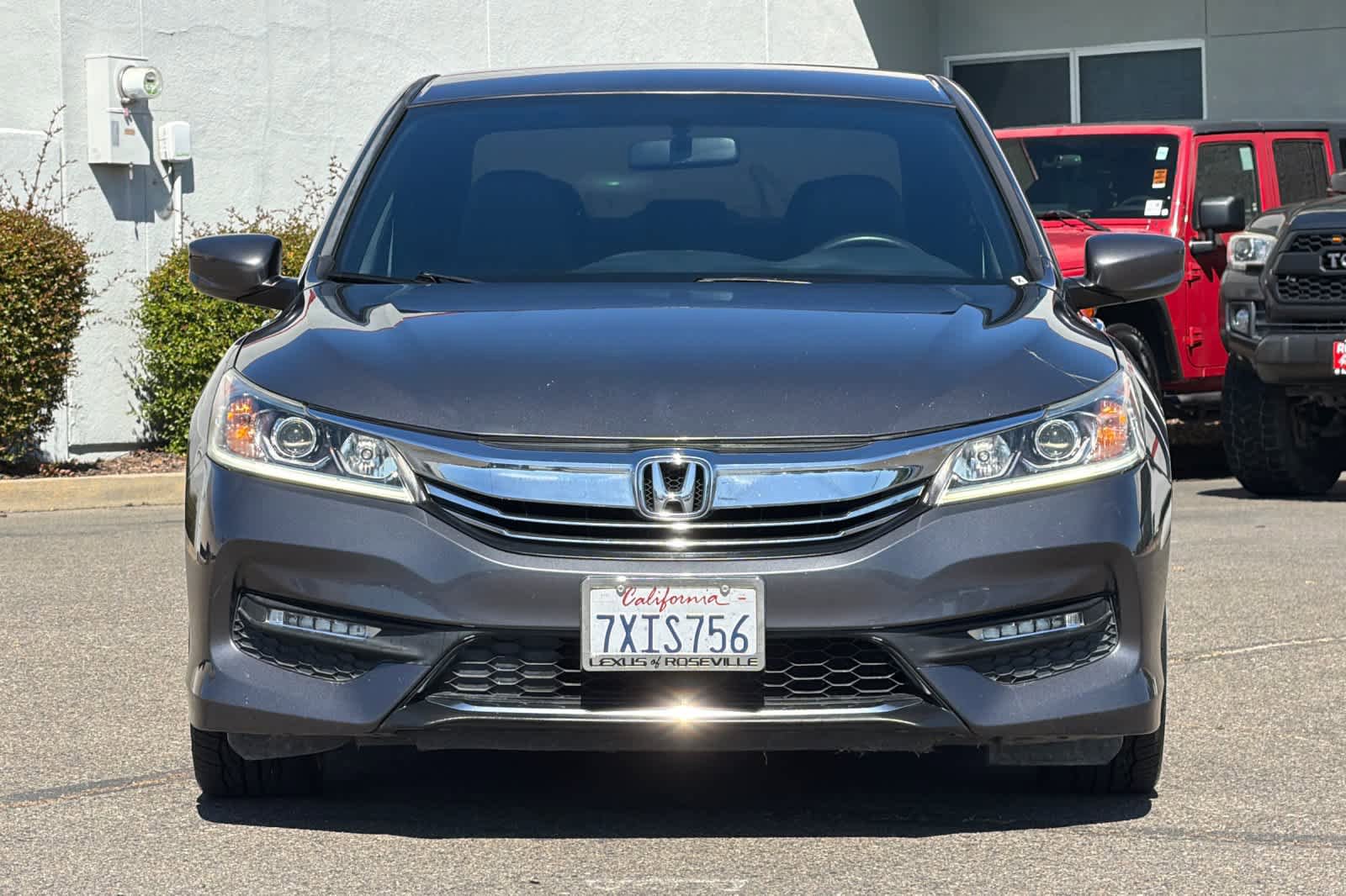 Used 2017 Honda Accord Sport image 10