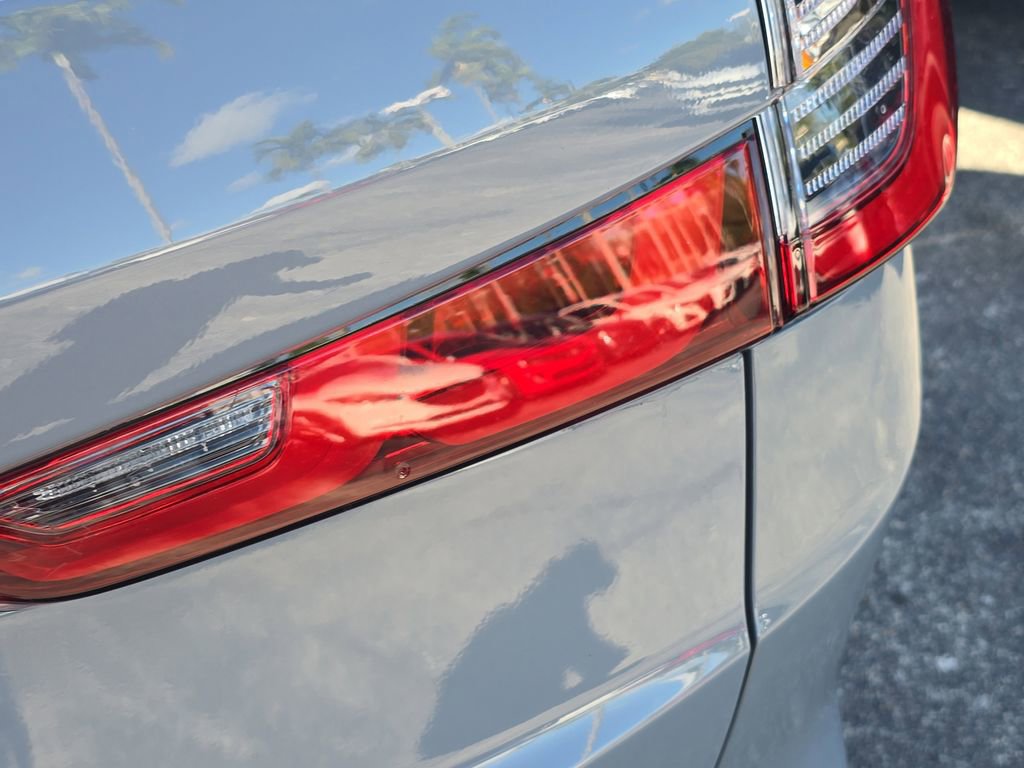 Used 2023 Honda CR-V EX-L image 9