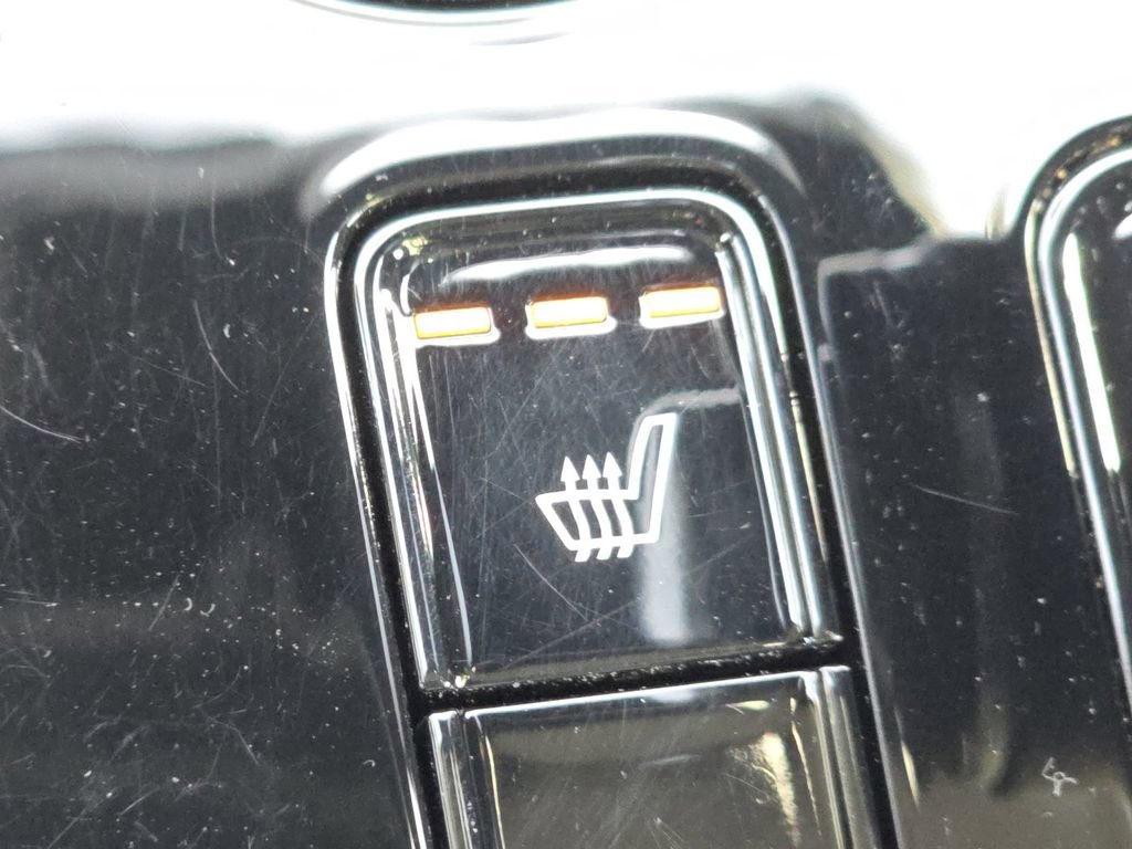 Used 2023 Kia Niro EX Touring image 6