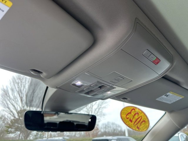 Used 2023 Volkswagen Atlas SEL image 28