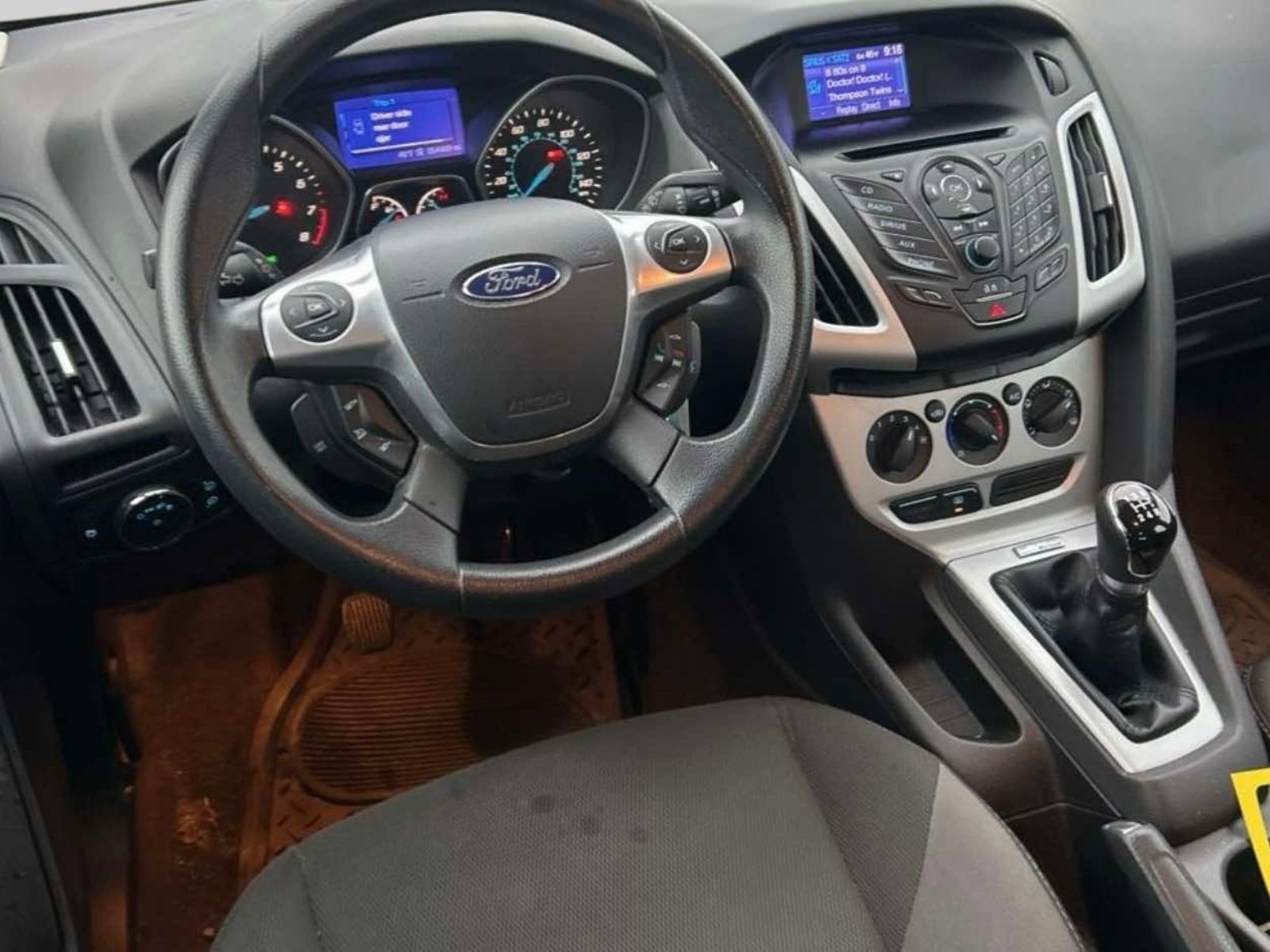 Used 2013 Ford Focus SE image 2