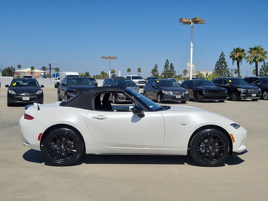 New 2026 MAZDA MX-5 Miata Club RWD image 25
