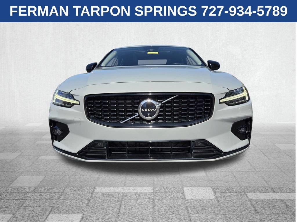 Certified 2024 Volvo S60 B5 Plus FWD image 3