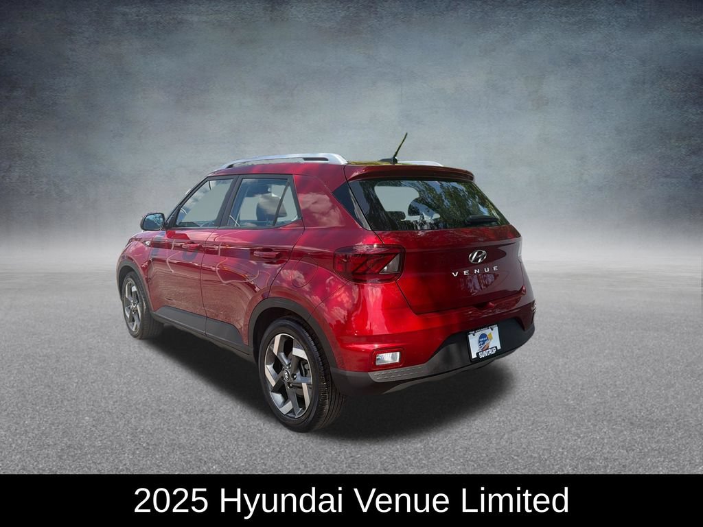 Used 2025 Hyundai Venue Limited FWD image 3
