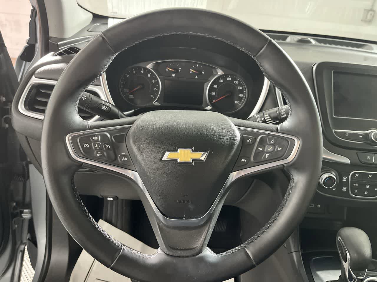 Used 2024 Chevrolet Equinox LT w/ Driver Convenience Package FWD image 16
