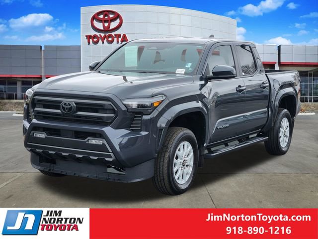 Used 2024 Toyota Tacoma SR5 image 3