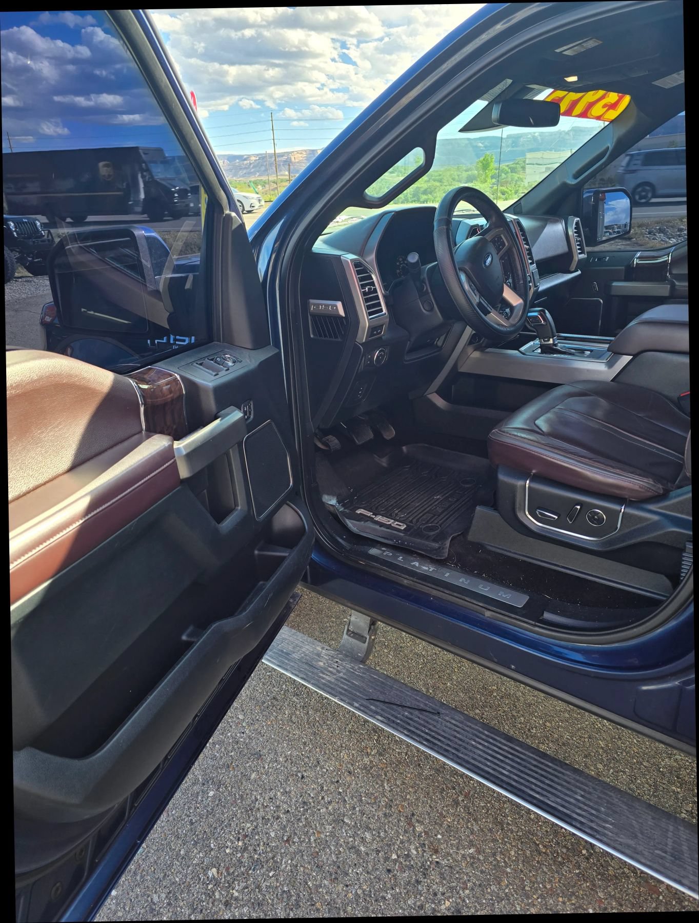 Used 2016 Ford F150 Platinum w/ Trailer Tow Package AWD/4WD image 5