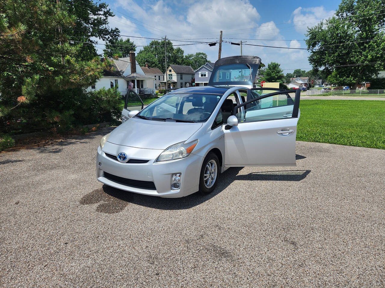 Used 2010 Toyota Prius One FWD image 27
