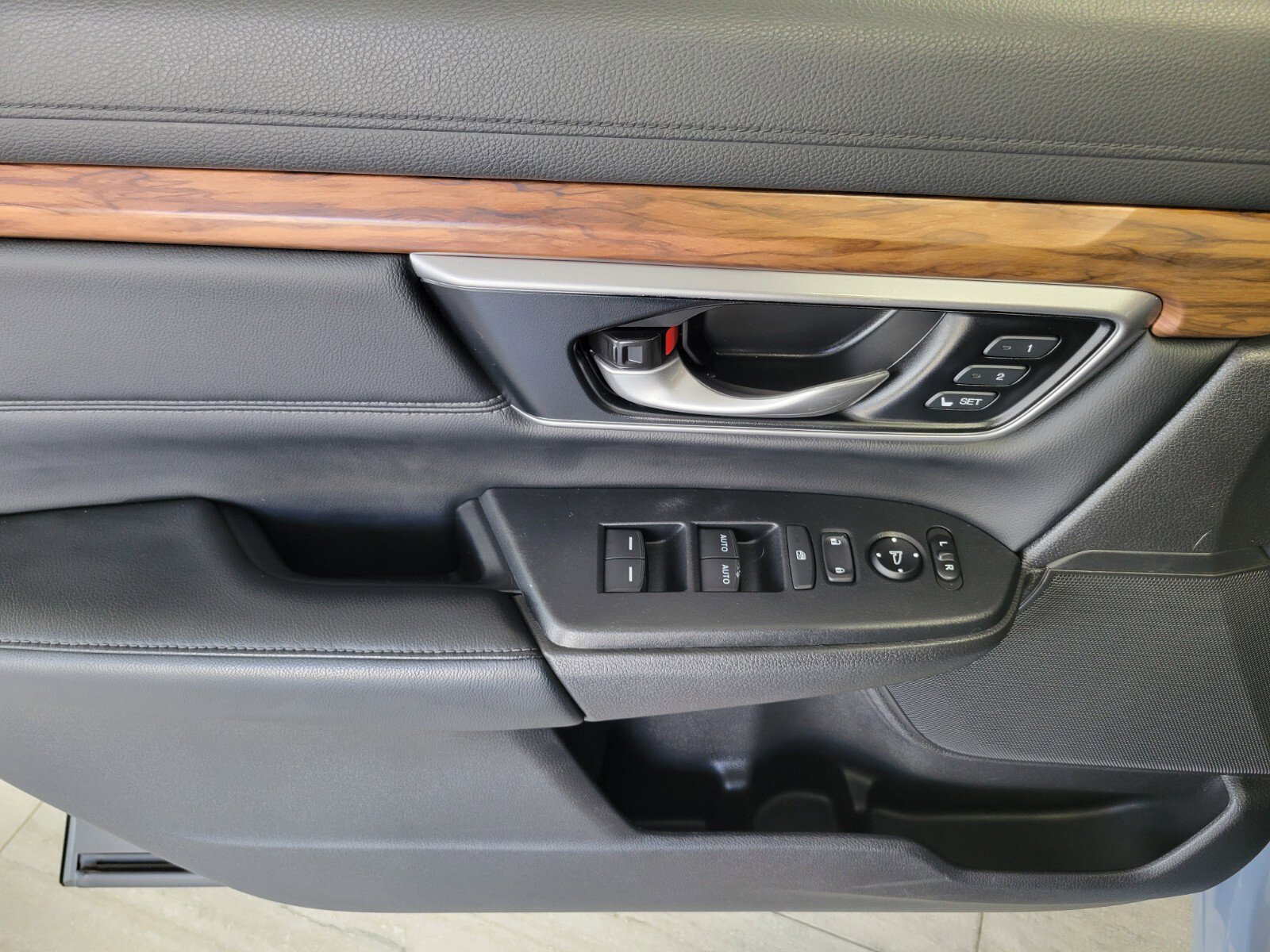 Used 2021 Honda CR-V EX-L image 20