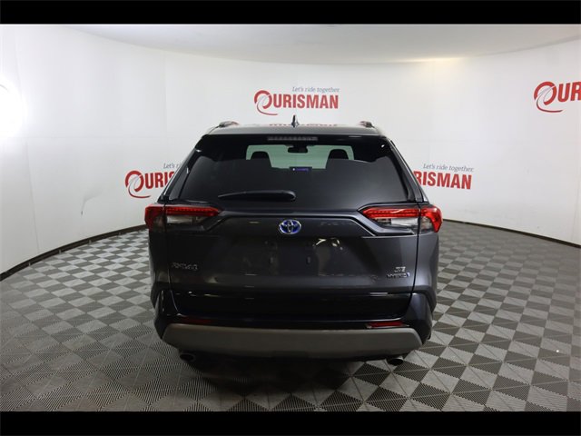 Used 2024 Toyota RAV4 SE image 6