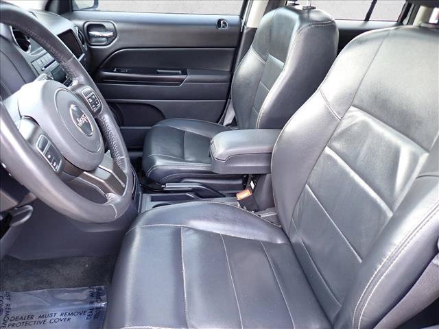 Used 2016 Jeep Patriot High Altitude AWD/4WD image 11