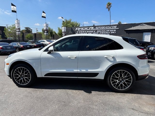 Used 2018 Porsche Macan AWD/4WD image 11