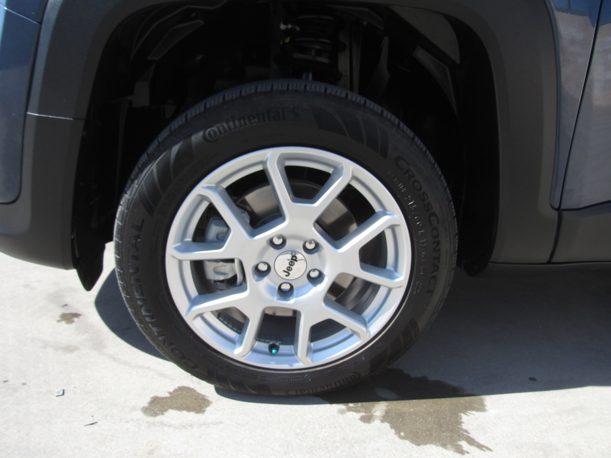 Used 2022 Jeep Renegade Latitude image 4