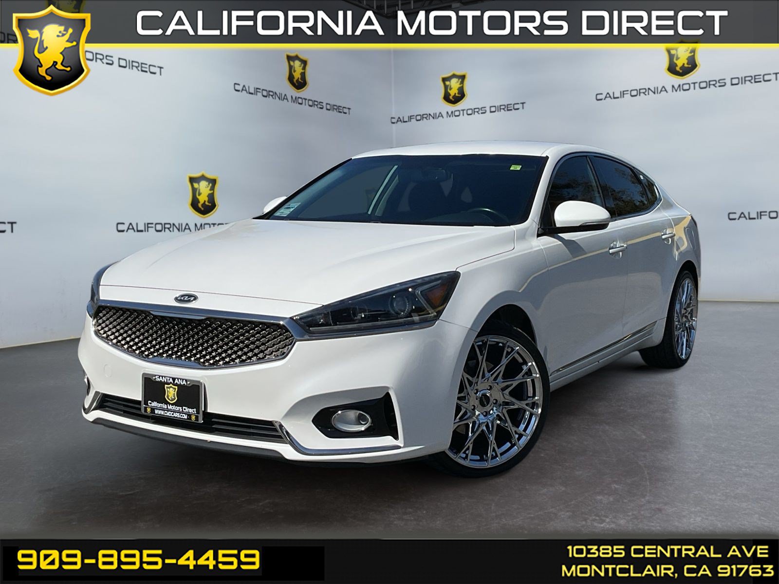 Used 2019 Kia Cadenza Premium FWD image 1