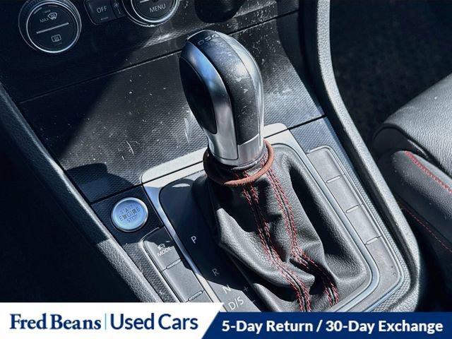 Used 2015 Volkswagen GTI SE FWD image 20