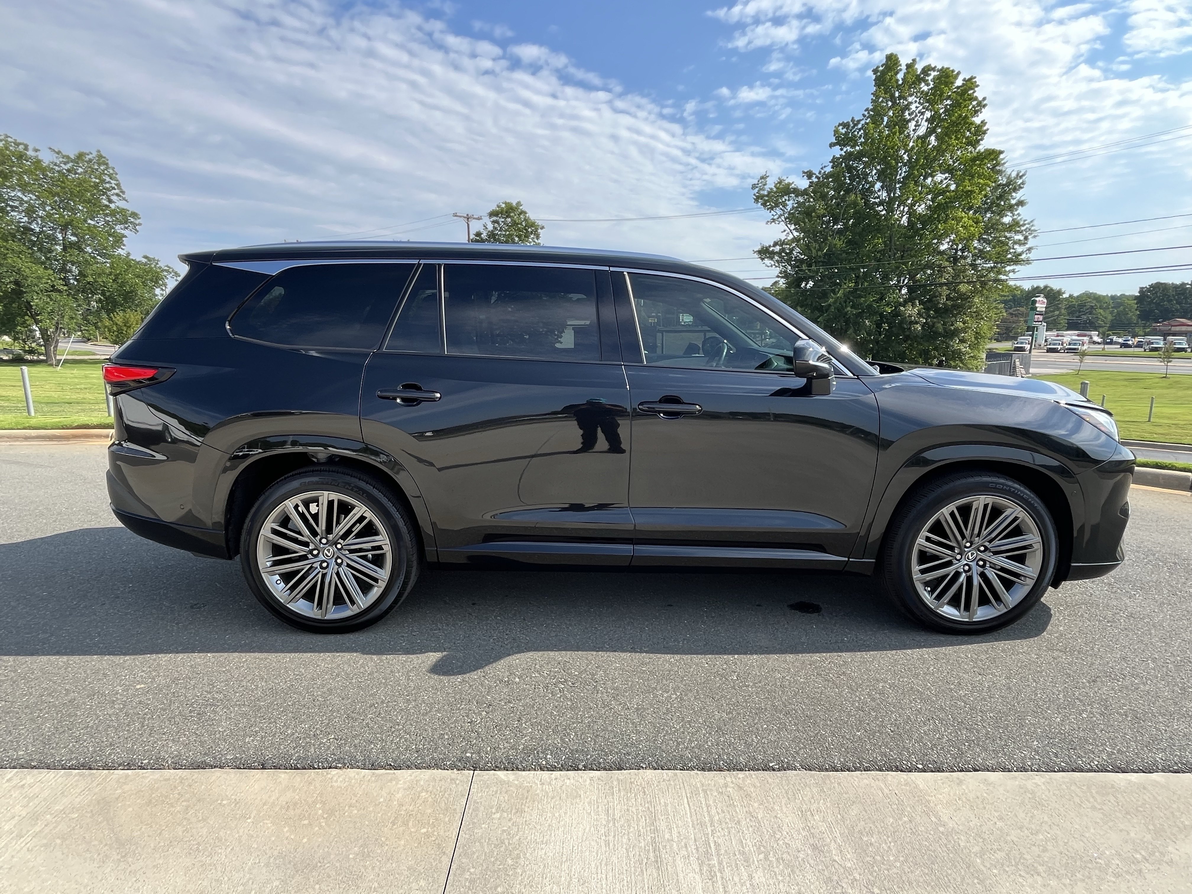 Used 2025 Lexus TX 350 AWD w/ Technology Package image 10