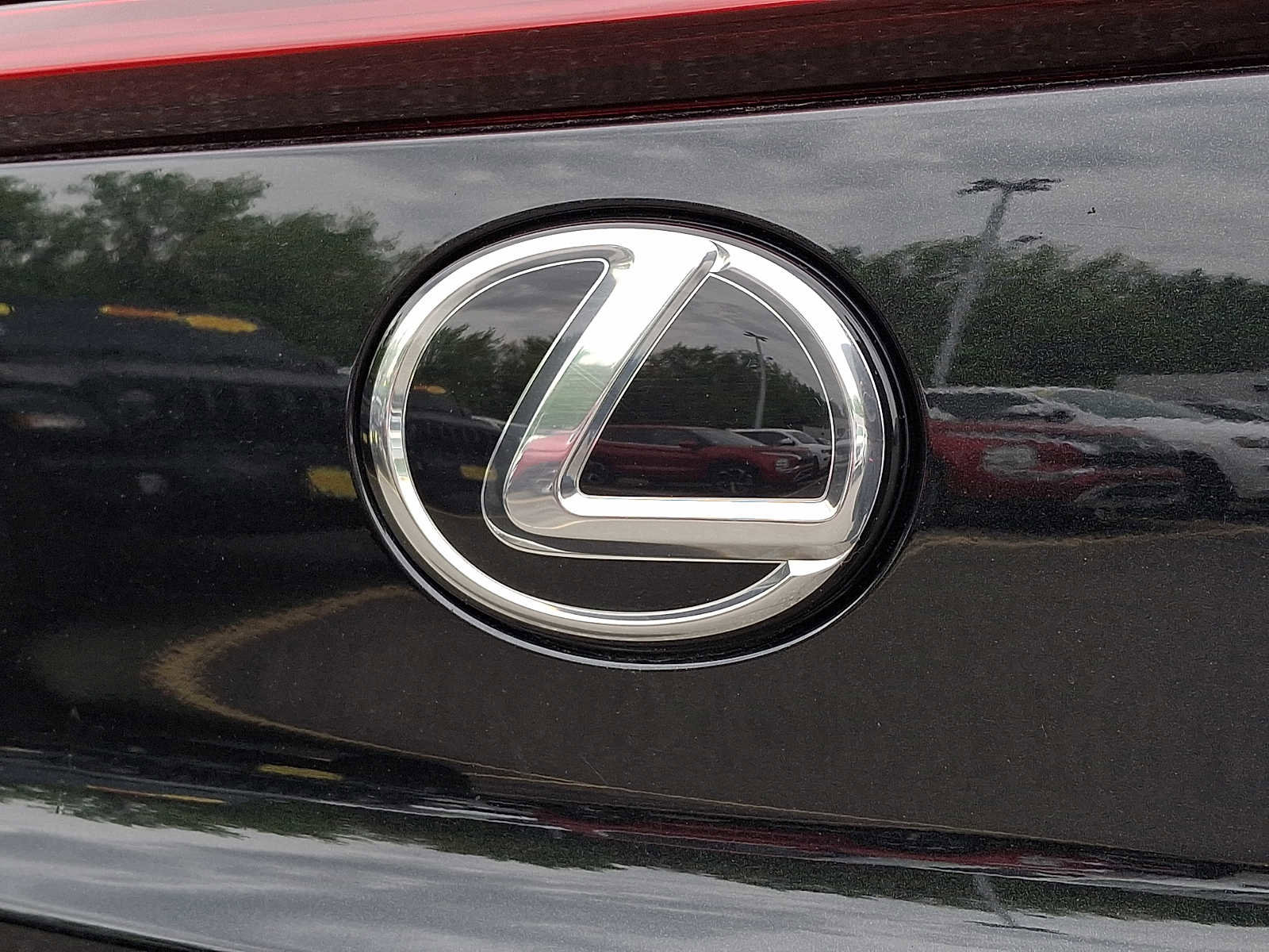 Used 2023 Lexus UX 250h AWD w/ Accessory Package (Z2) image 30