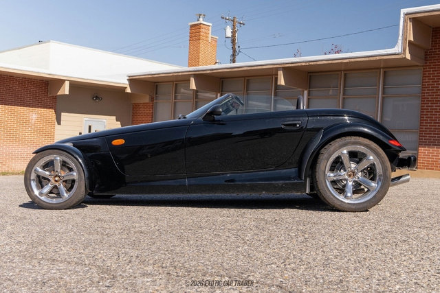Used 1999 Plymouth Prowler RWD image 3